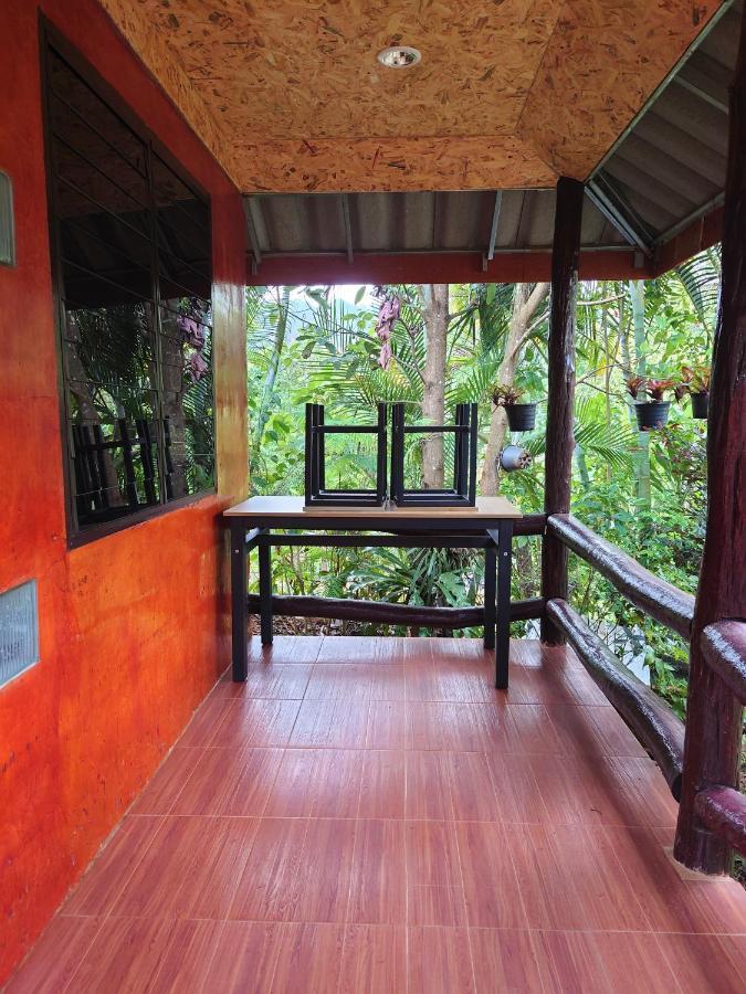บ้านดินโฮมสเตย์ ปางอุ๋ง Ban Huai Makhuea Som Bagian luar foto