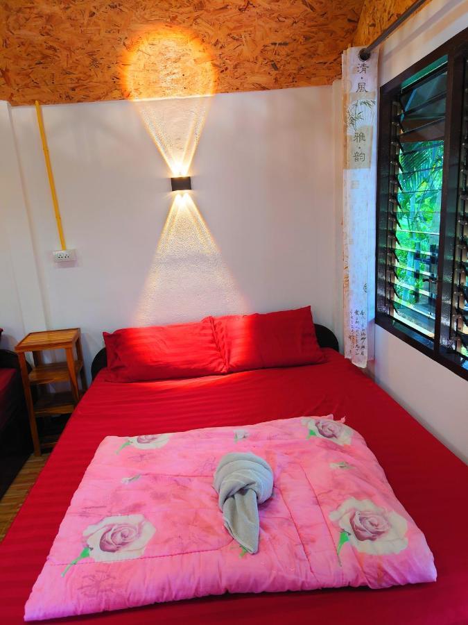 บ้านดินโฮมสเตย์ ปางอุ๋ง Ban Huai Makhuea Som Bagian luar foto